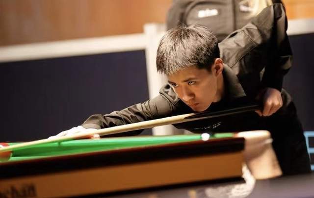 的赛季中 的赛季中