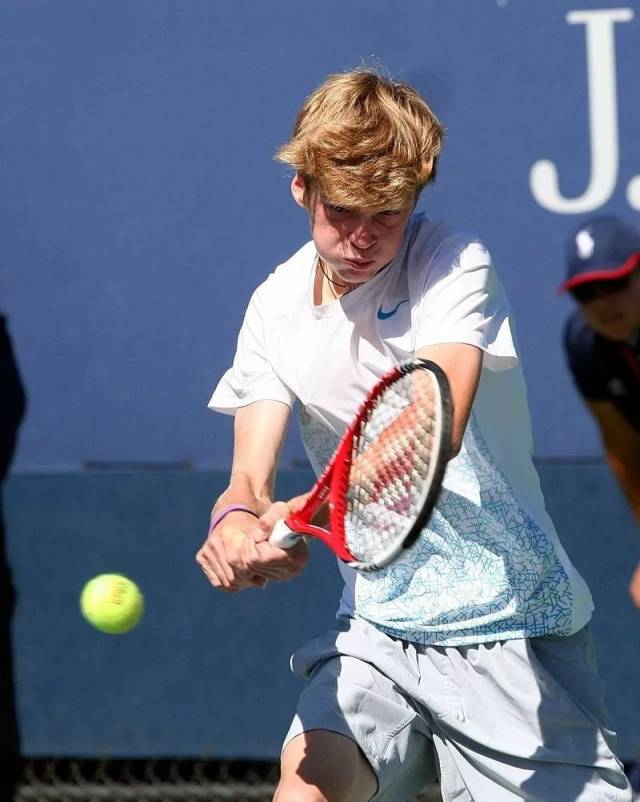 格林还在场 格林还在场