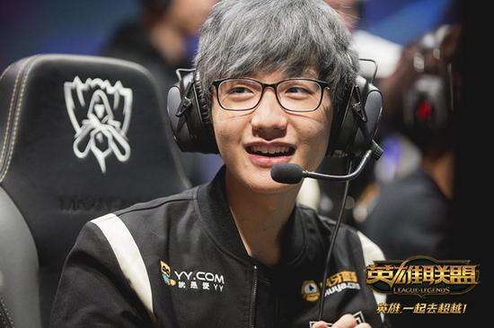 伤病史与稳 伤病史与稳