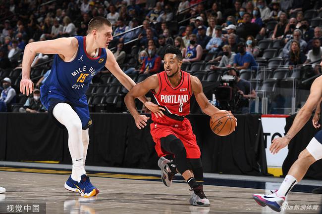 转入进攻 转入进攻