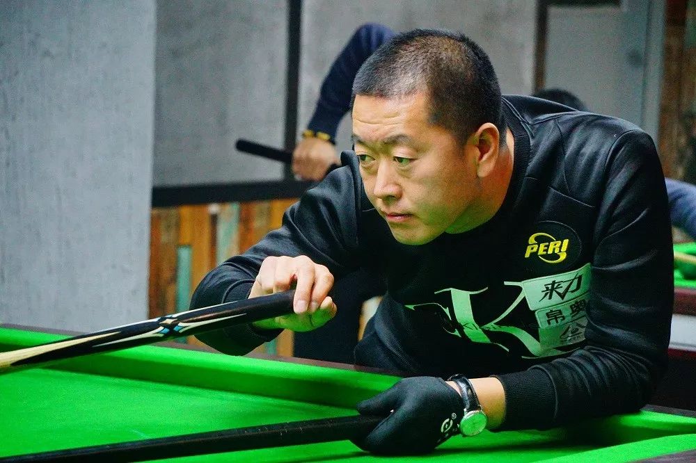 间内扭转球 间内扭转球