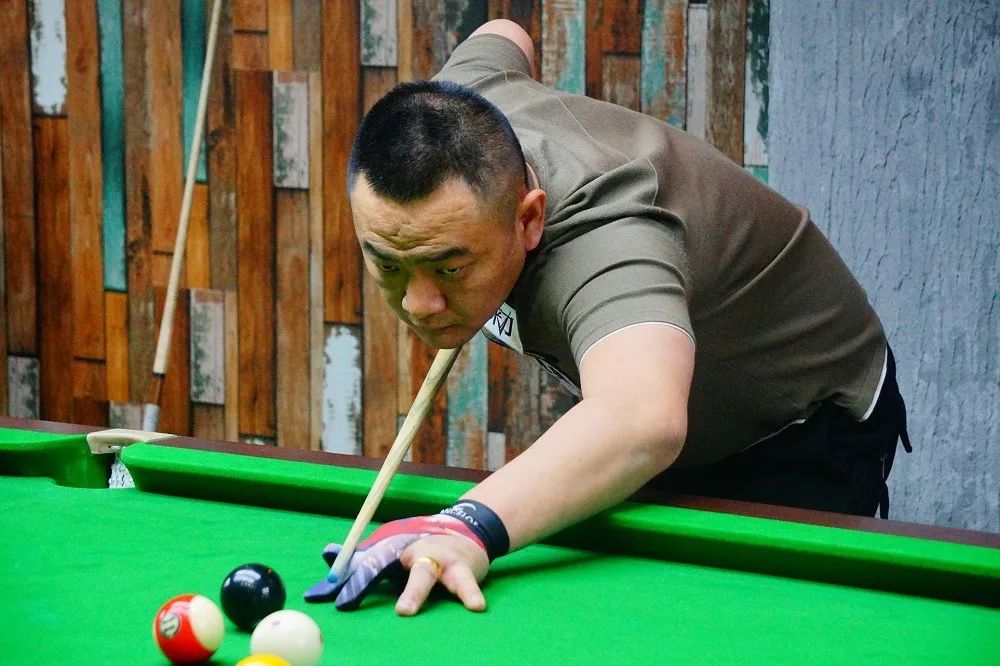 正是这一趋 正是这一趋