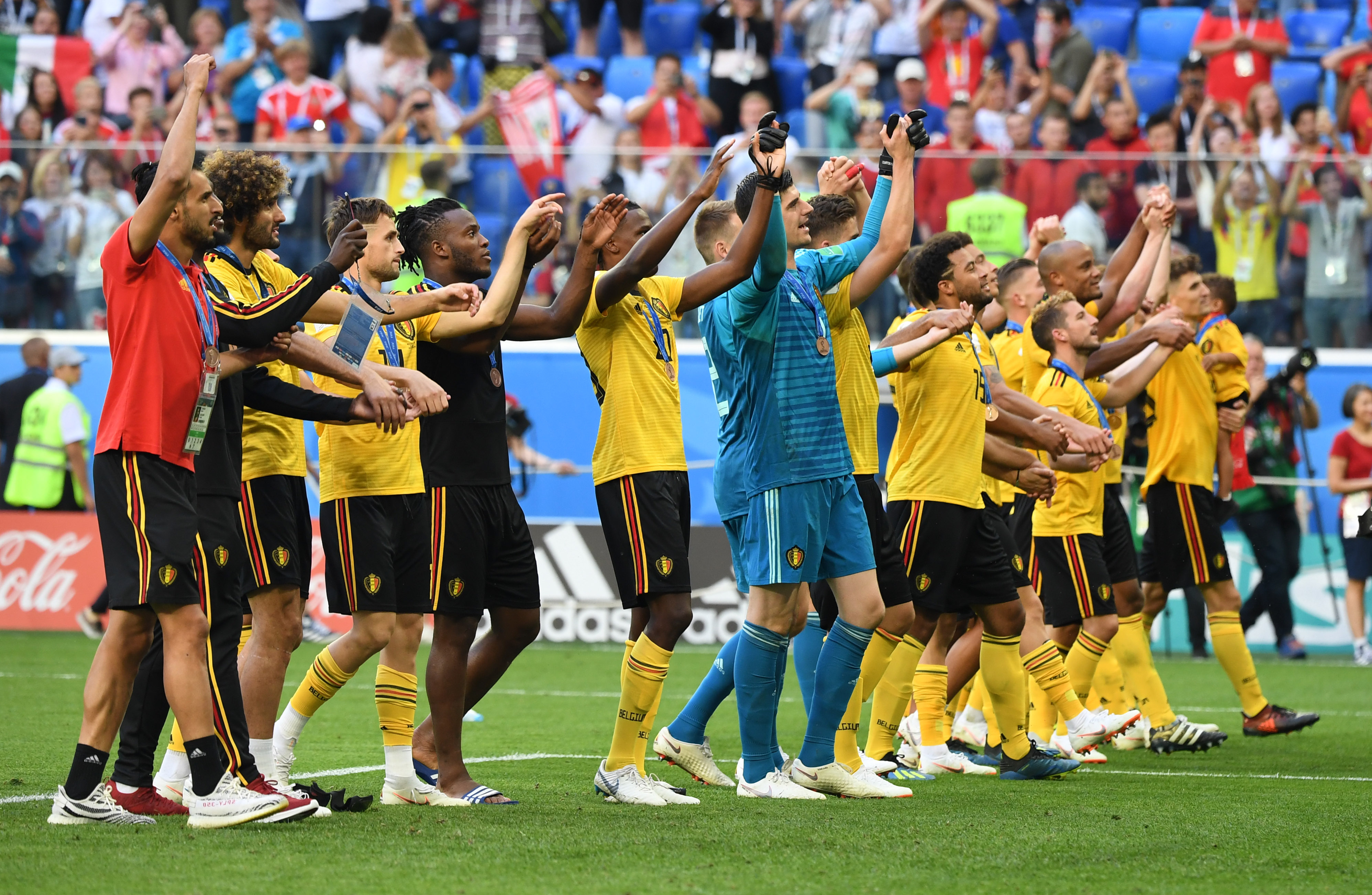 更在社区被 更在社区被