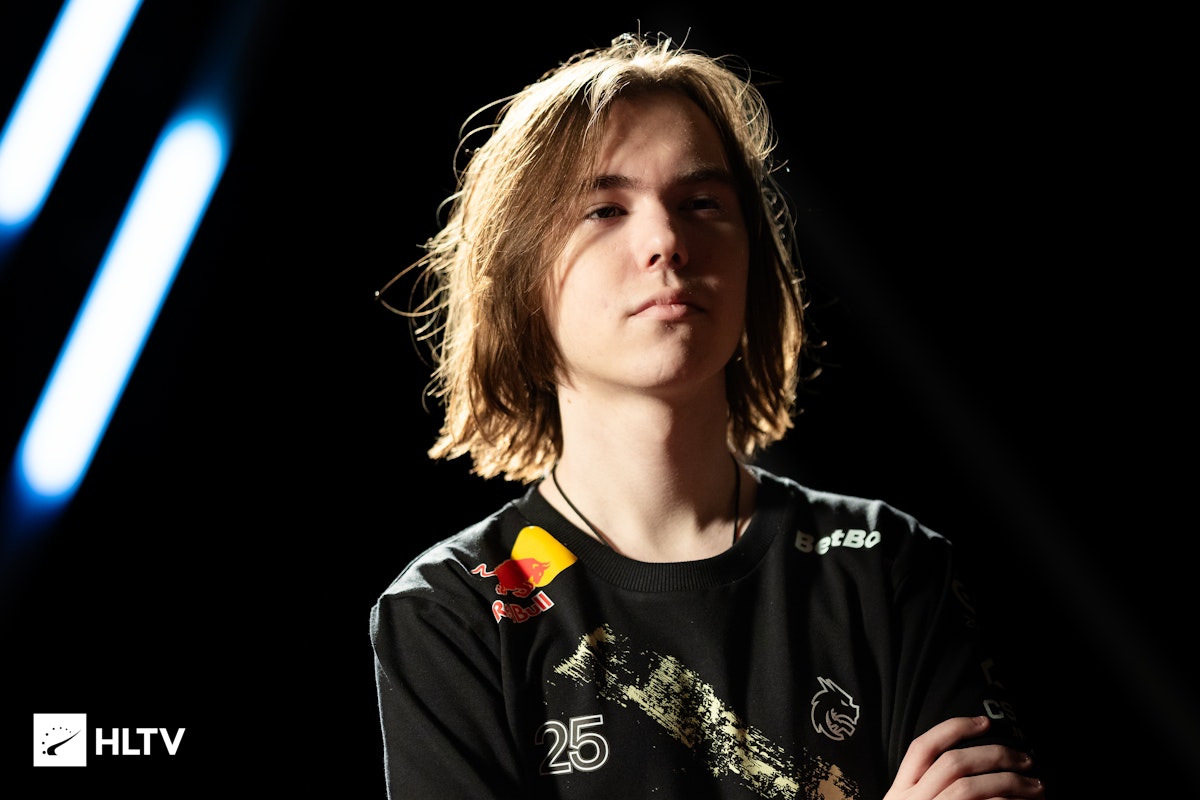 而是按战术 而是按战术